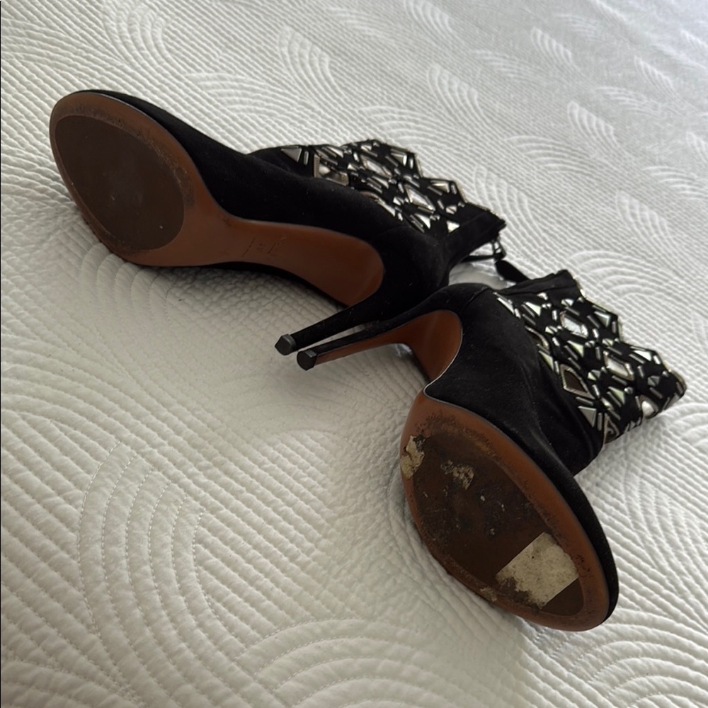 Alaia Black Suede Laser-Cut Embellished Stiletto Ankle Boots - Picture 3 of 5